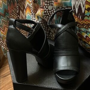 Simply Vera Vera Wang Black Crisscross Platform Block Heels